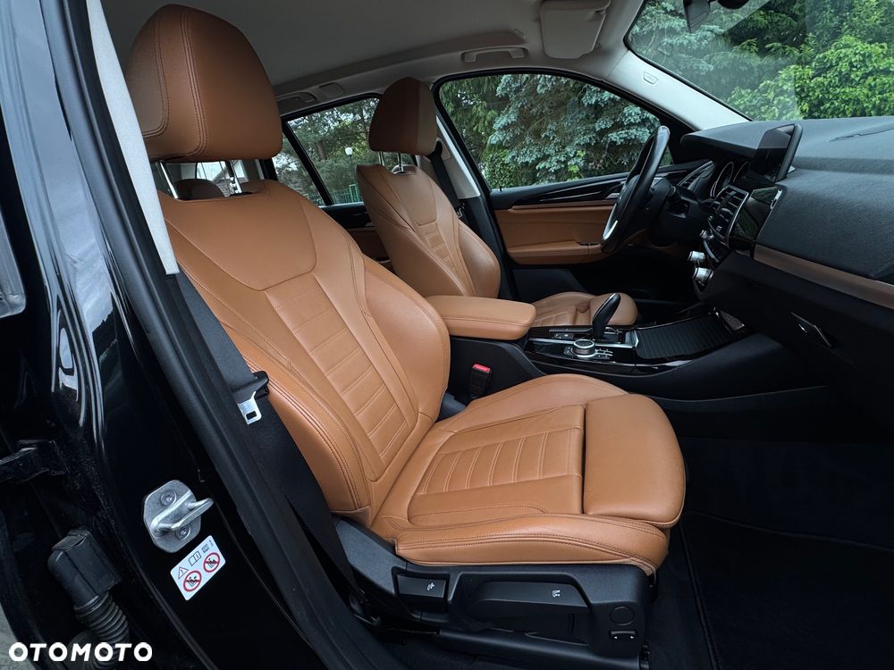 BMW X3 sDrive18d xLine sport - 32