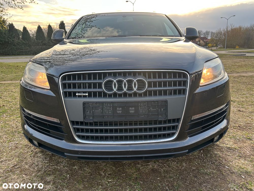 Audi Q7 - 2