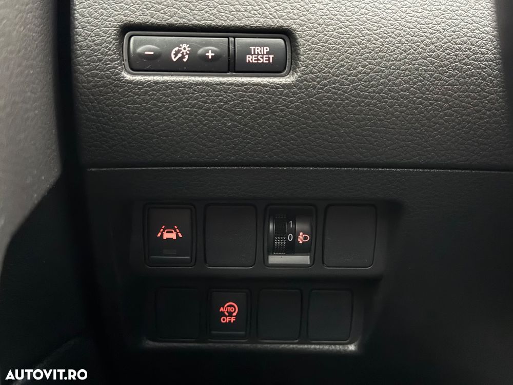 Nissan Qashqai 1.5 DCI N-CONNECTA - 28