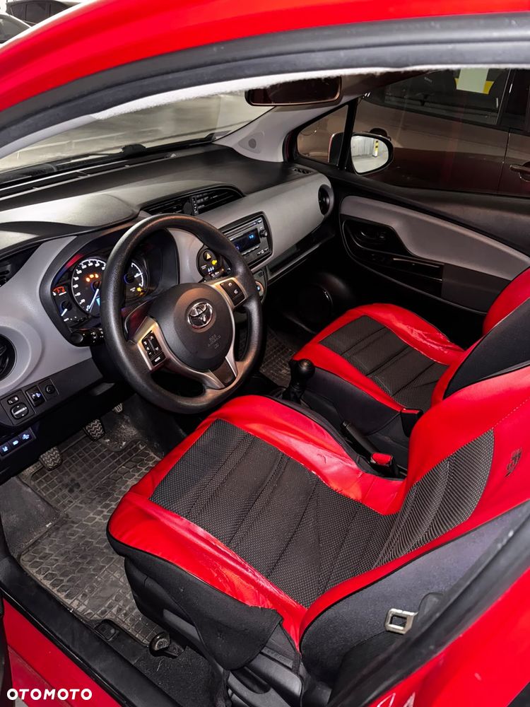 Toyota Yaris 1.0 Active - 7