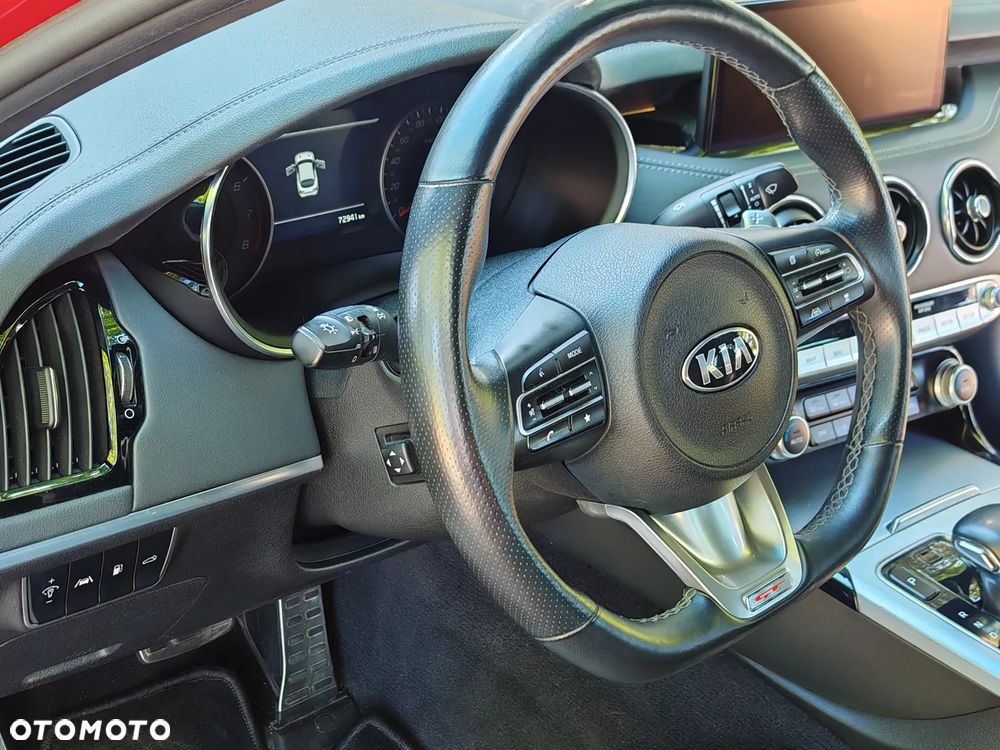 Kia Stinger 3.3 T-GDI V6 GT AWD - 16
