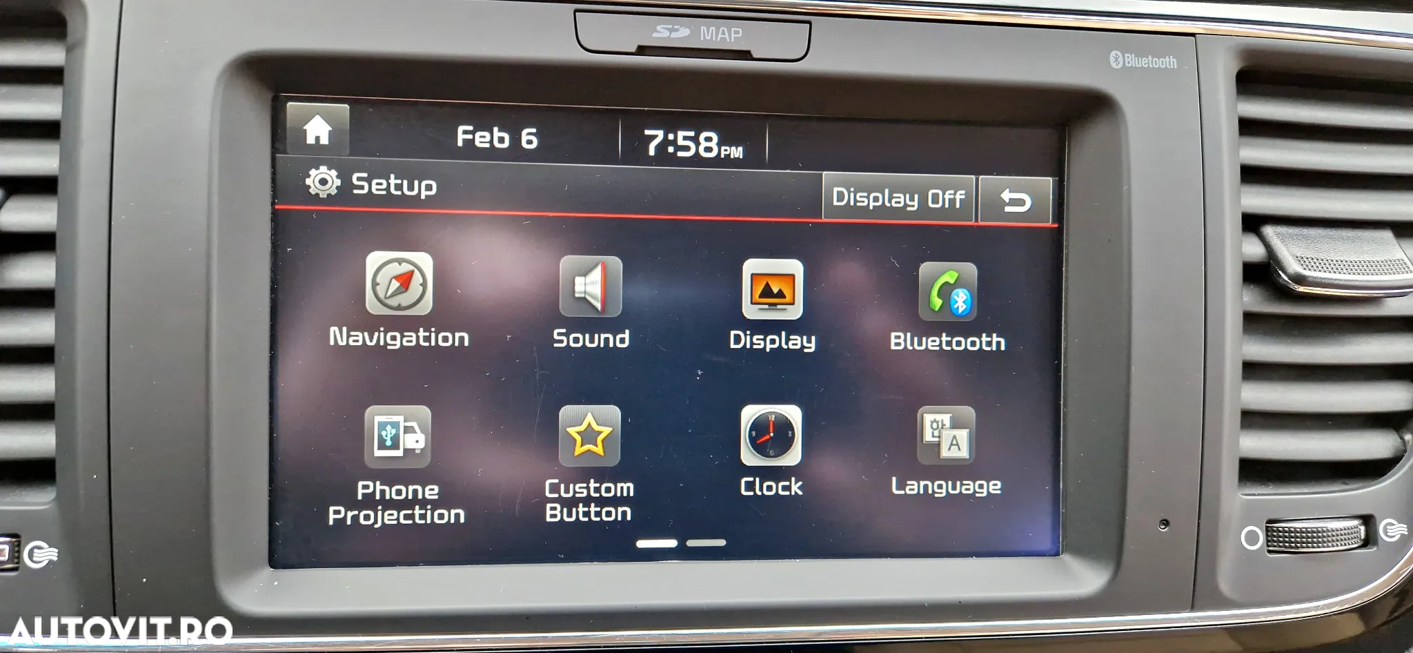 Kia Carnival - 13