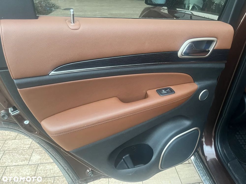 Jeep Grand Cherokee 3.0 CRD Overland Summit Platinum - 11