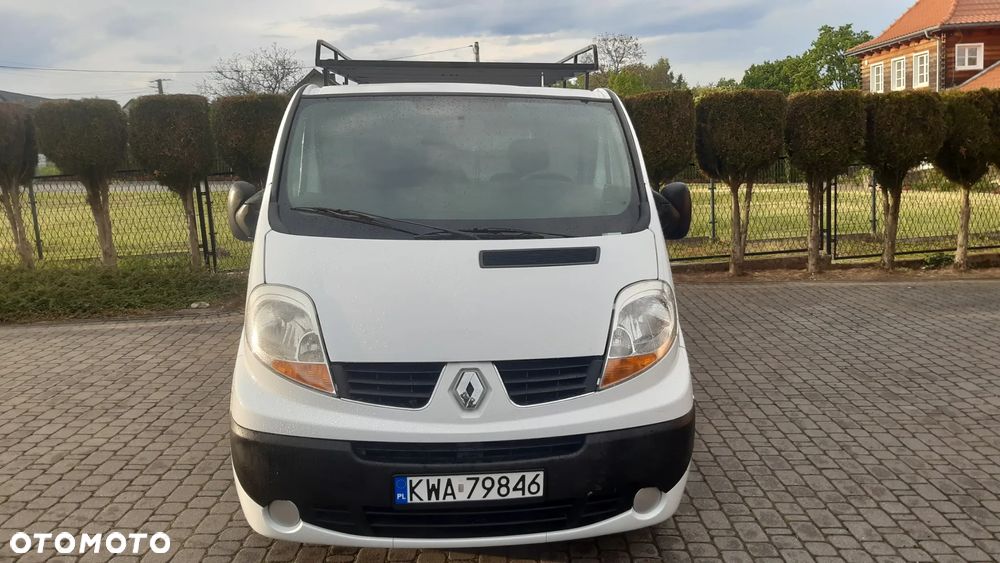 Renault TRAFIC - 1