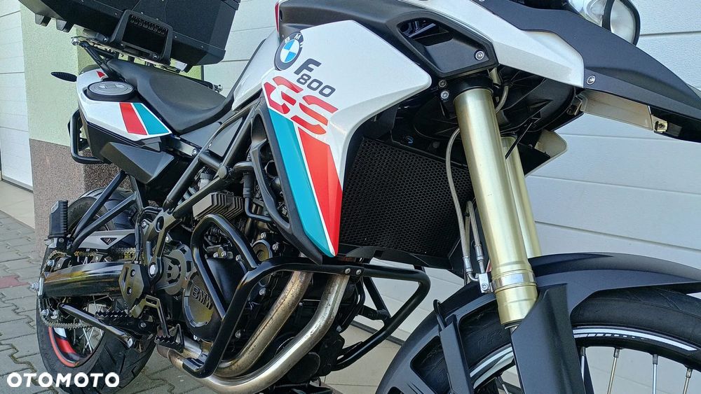 BMW F - 29