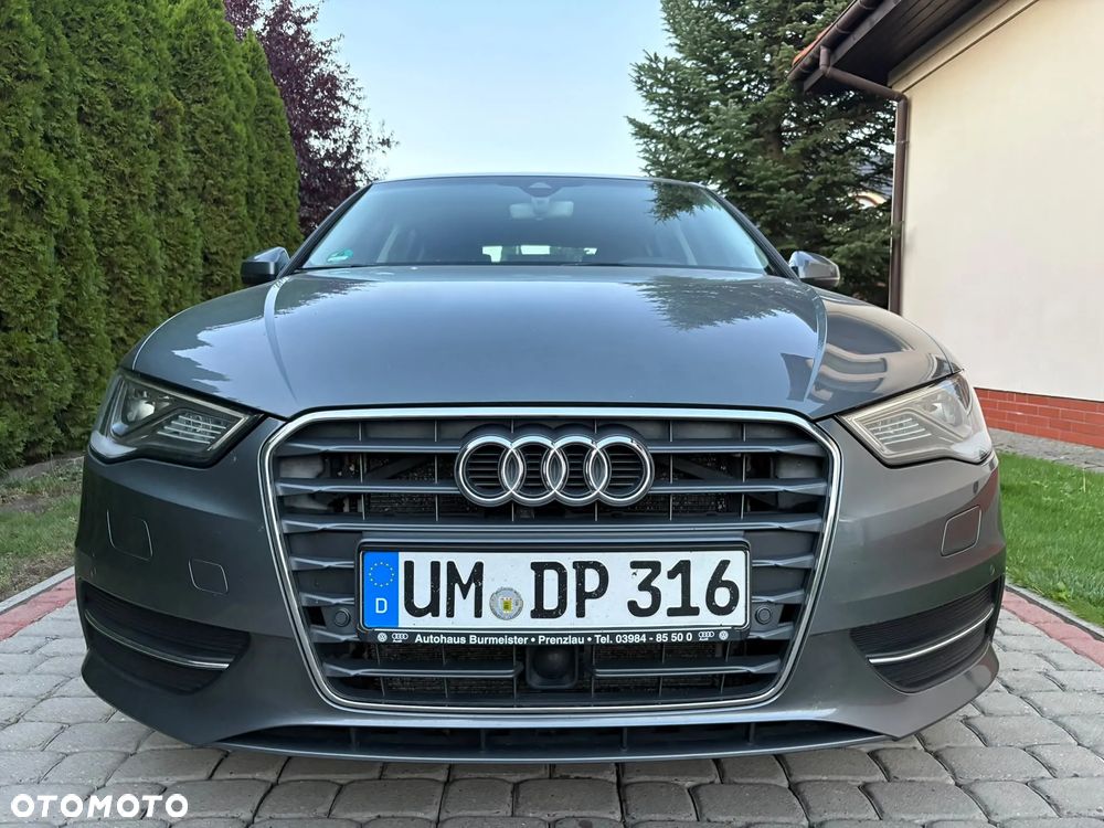 Audi A3 Sportback 2.0 TDI S tronic Ambiente - 1
