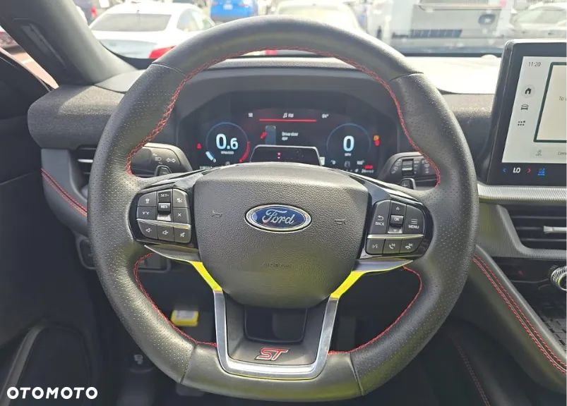 Ford Explorer - 8