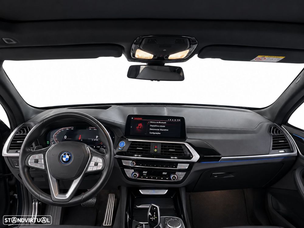 BMW iX3 Inspiring - 4