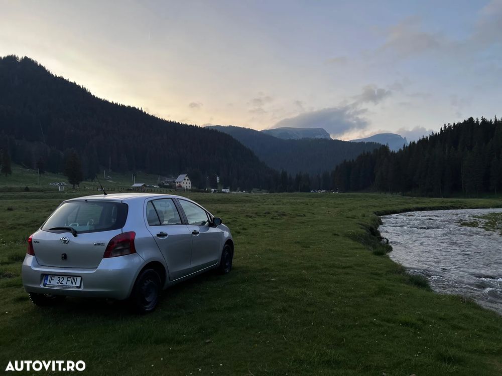 Toyota Yaris 1.0 Terra - 4