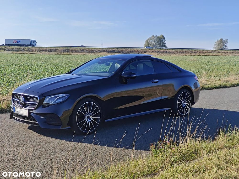 Mercedes-Benz Klasa E 200 4Matic Coupe 9G-TRONIC AMG Line - 20