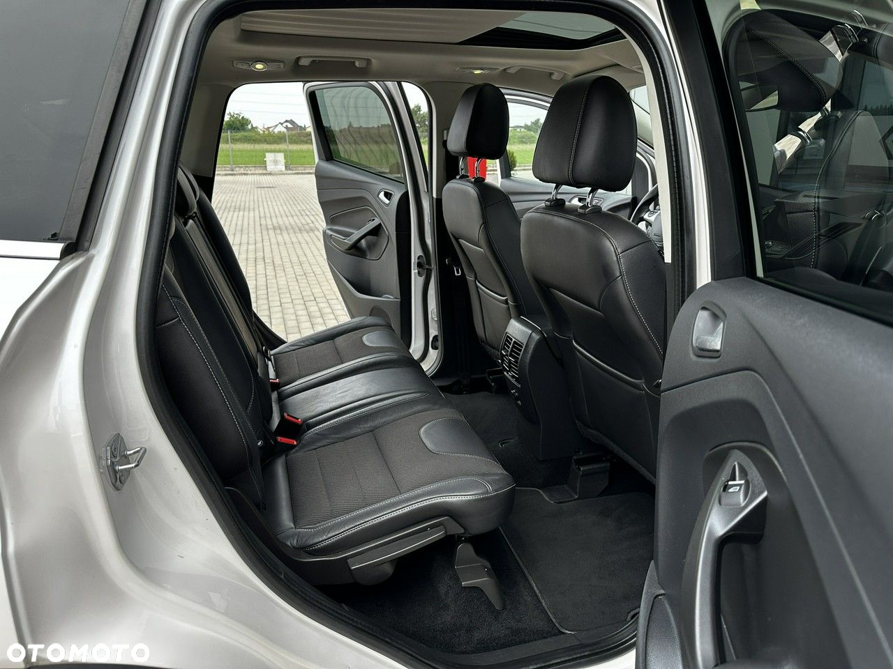 Ford Kuga 2.0 TDCi 2x4 SYNC - 14