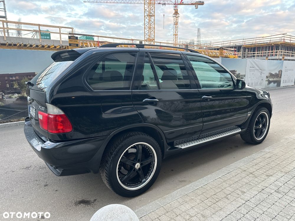 BMW X5 4.4 i Edition Exclusive - 4