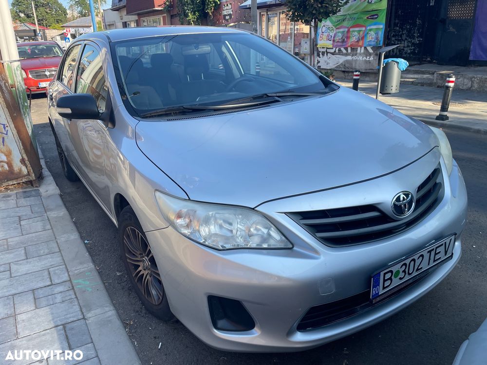Toyota Corolla 1.3 Luna - 2