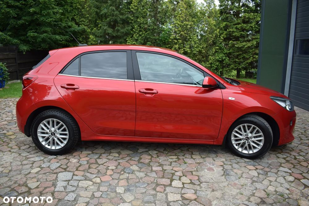 Kia Rio - 17