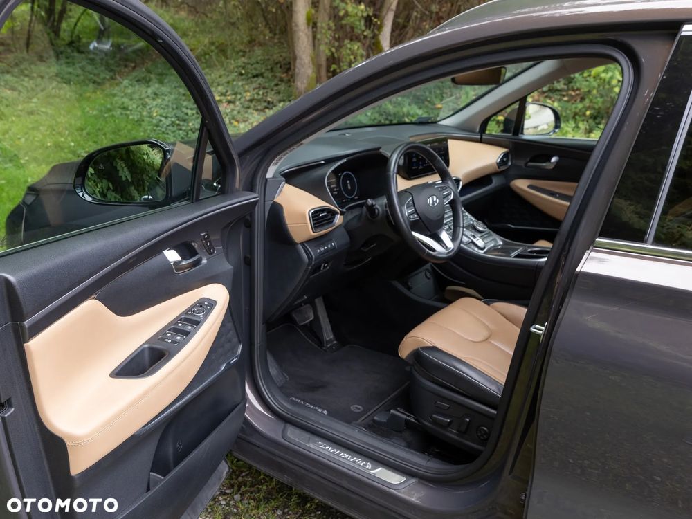 Hyundai Santa Fe 1.6 T-GDI HEV Platinum 4WD - 11