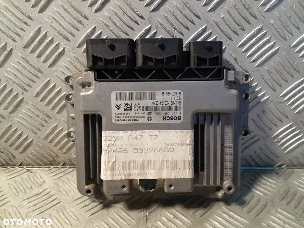 PEUGEOT 308 KOMPUTER STERONIK SILNIKA 0261S04626 - 1