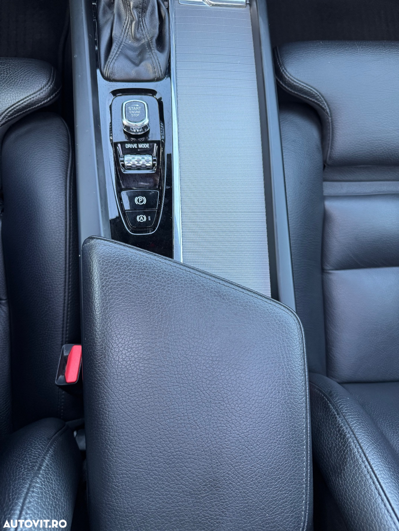 Volvo XC 60 D4 AWD Inscription - 12