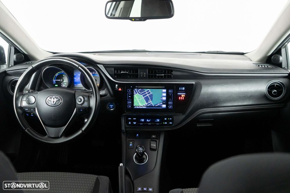 Toyota Auris Touring Sports 1.8 HSD Comfort +P.Sport+Navi - 21