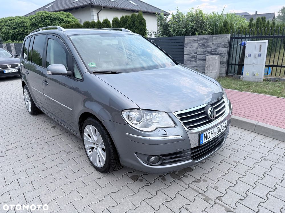 Volkswagen Touran 2.0 TDI DPF Highline DSG - 15