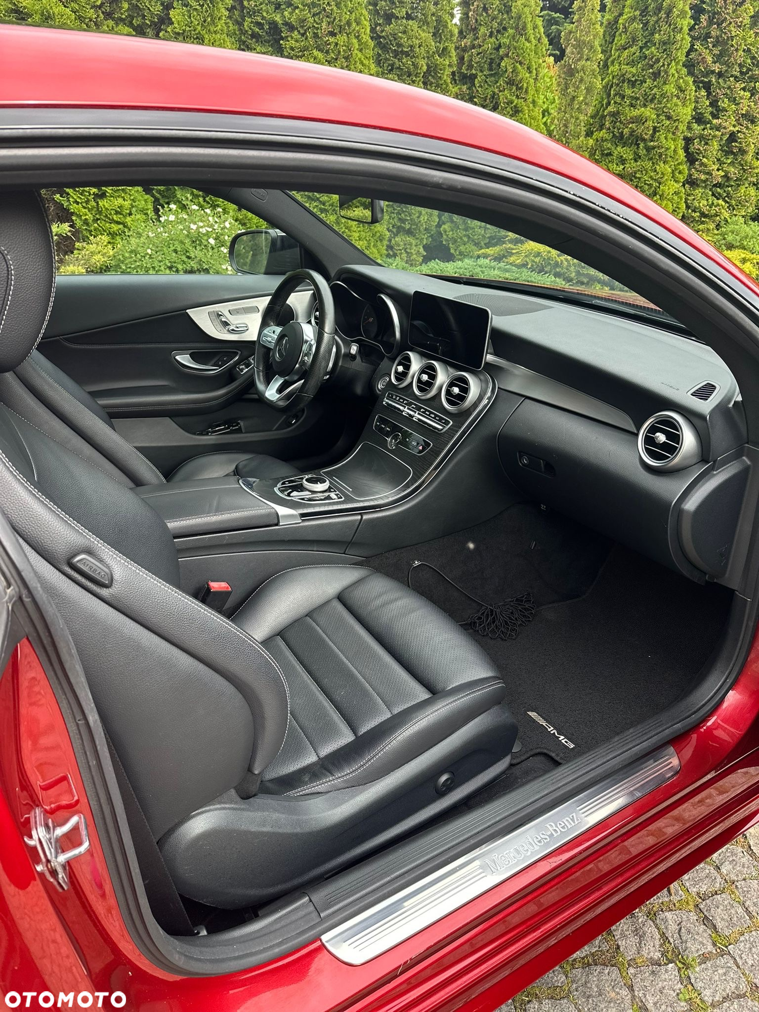 Mercedes-Benz Klasa C 300 Coupe 9G-TRONIC AMG Line - 26