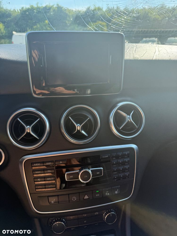 Mercedes-Benz Klasa A 180 (BlueEFFICIENCY) 7G-DCT - 16
