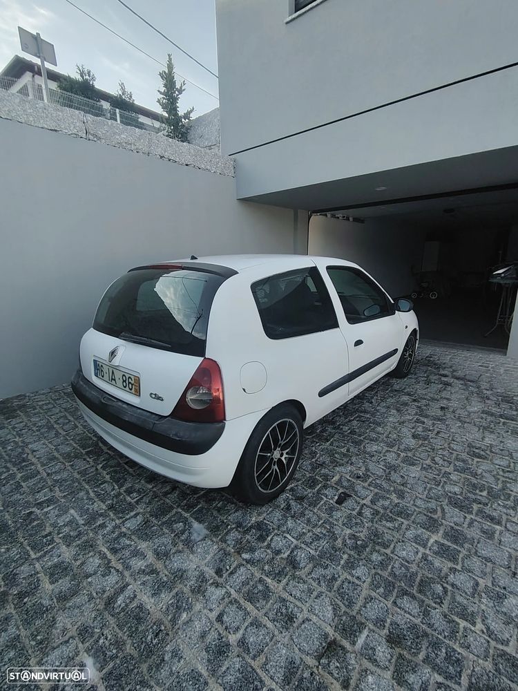 Renault Clio 1.5 dCi Dynamique - 7