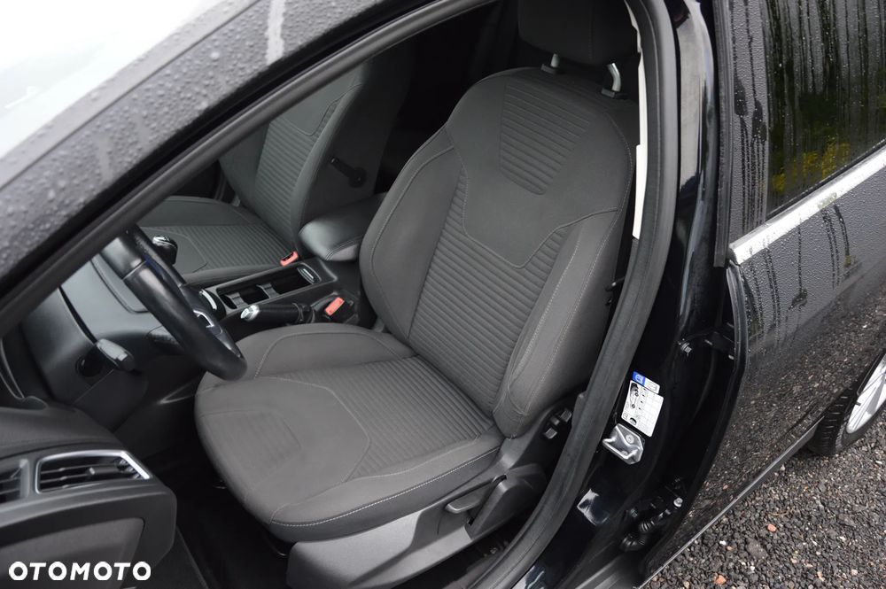 Ford Focus - 27