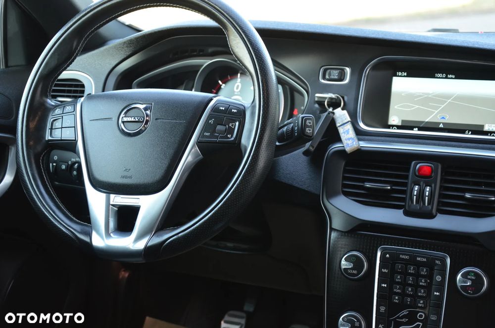 Volvo V40 D2 RDesign - 18