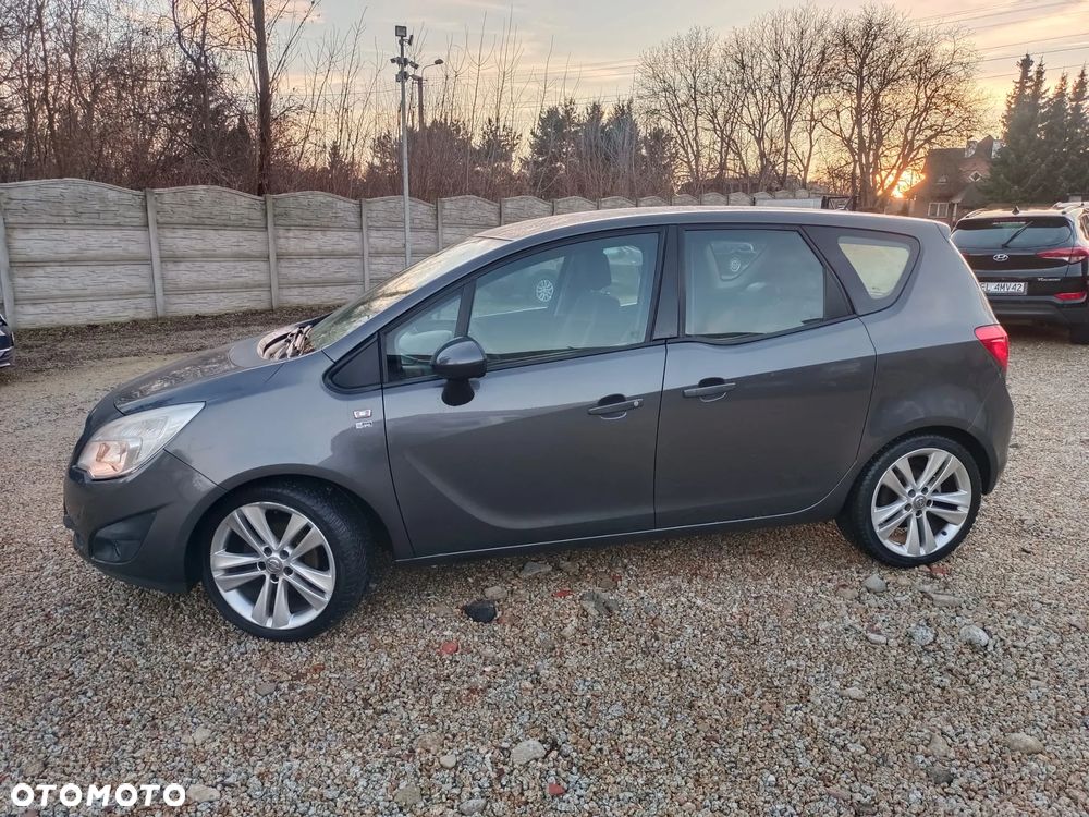 Opel Meriva - 12