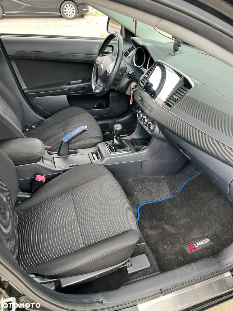 Mitsubishi Lancer 1.6 Intense - 36