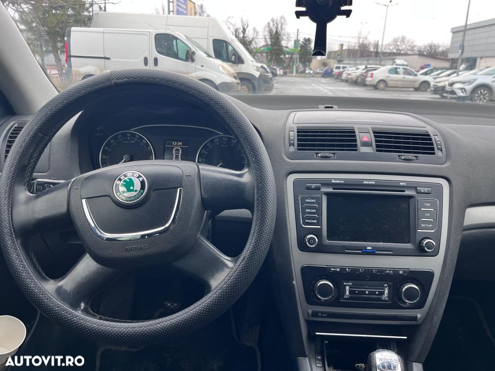 SKODA Octavia 2010 — imagine 6