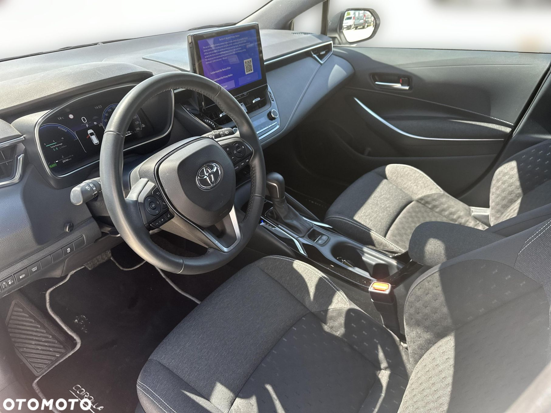 Toyota Corolla - 10
