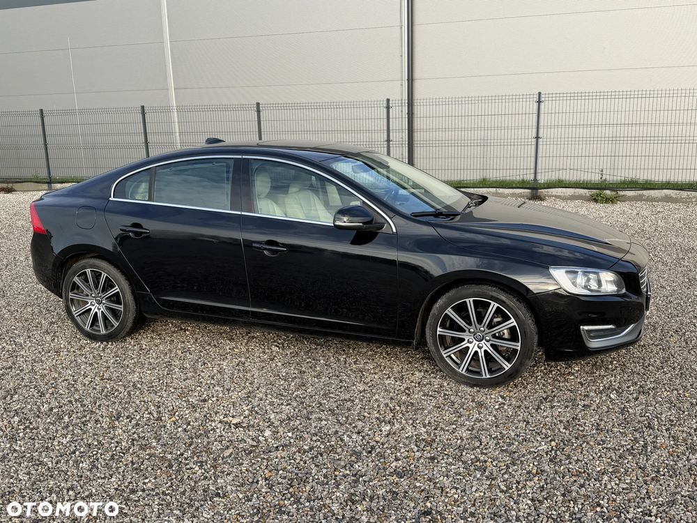 Volvo S60 T5 Geartronic Summum - 1
