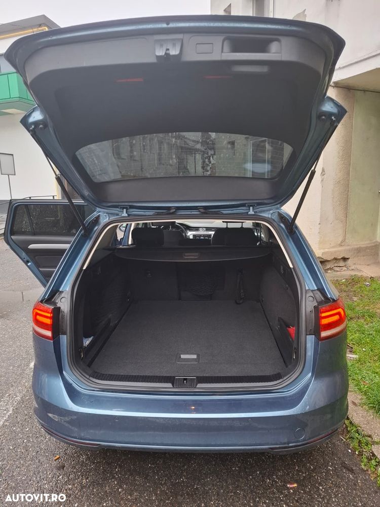 Volkswagen Passat - 10