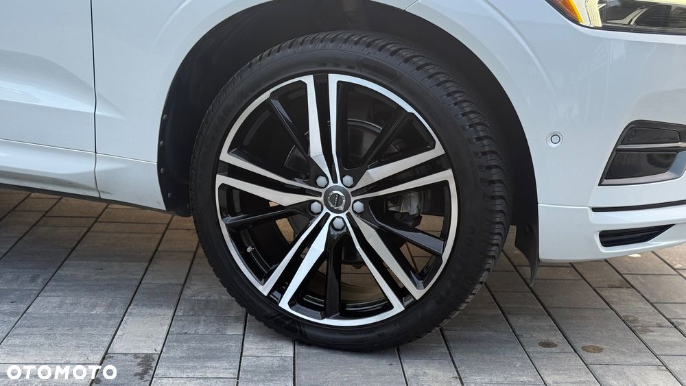 Volvo XC 60 T5 AWD Geartronic Momentum - 8