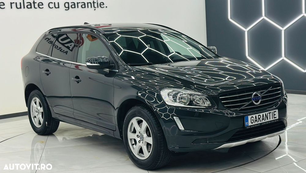 Volvo XC 60 D3 Momentum - 3