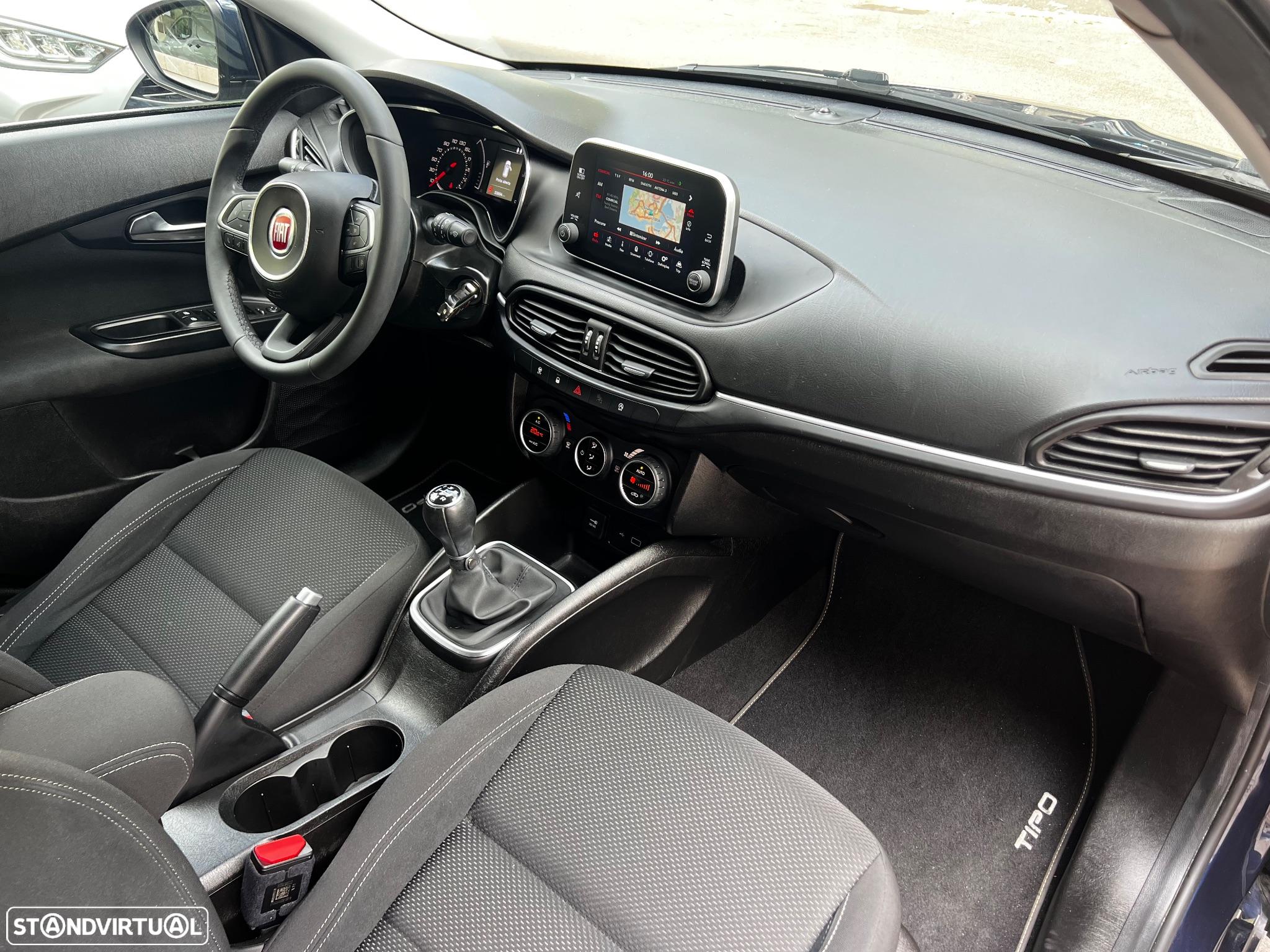 Fiat Tipo 1.3 M-Jet Lounge Tech - 28