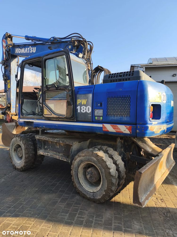 Komatsu PW180 - 3