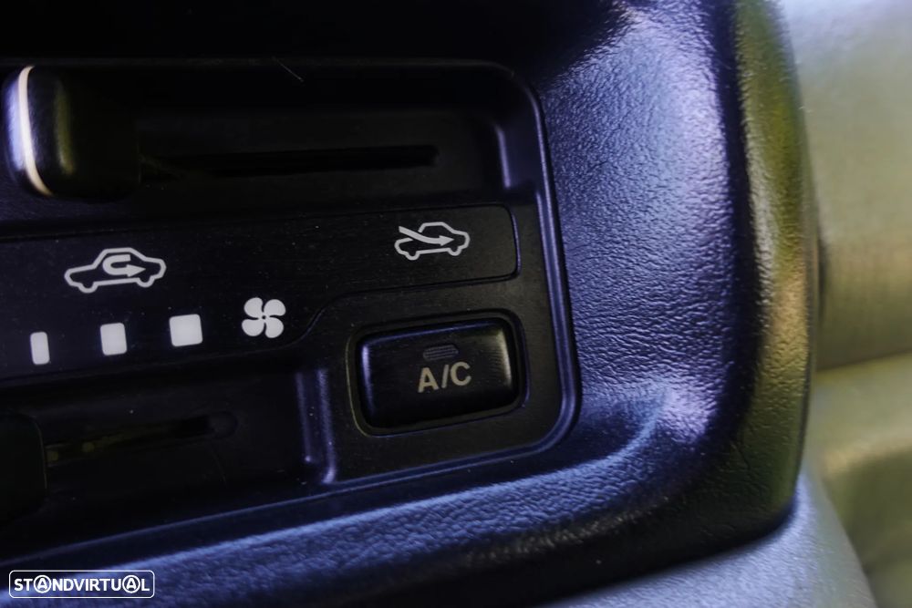 Suzuki Jimny 1.5 DDiS JLX - 33