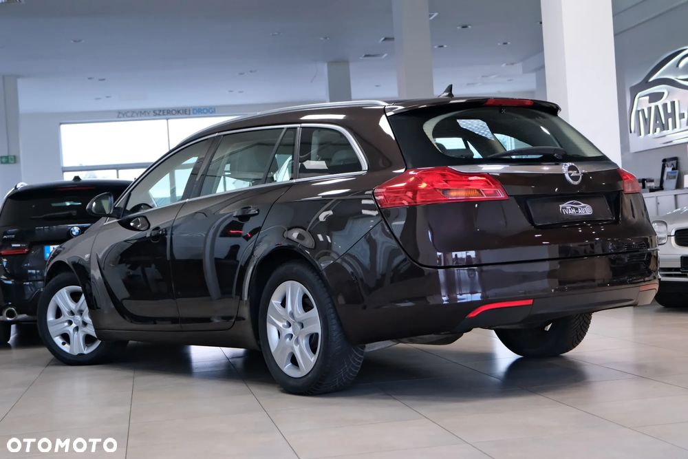 Opel Insignia - 12