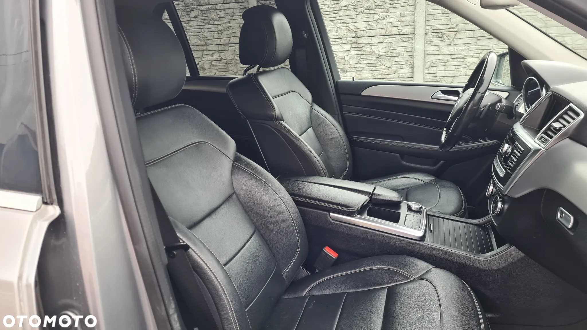 Mercedes-Benz ML 500 4MATIC (BlueEFFICIENCY) 7G-TRONIC - 22