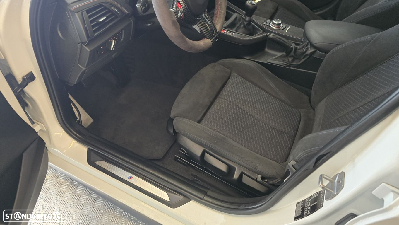 BMW 116 d Pack M - 41