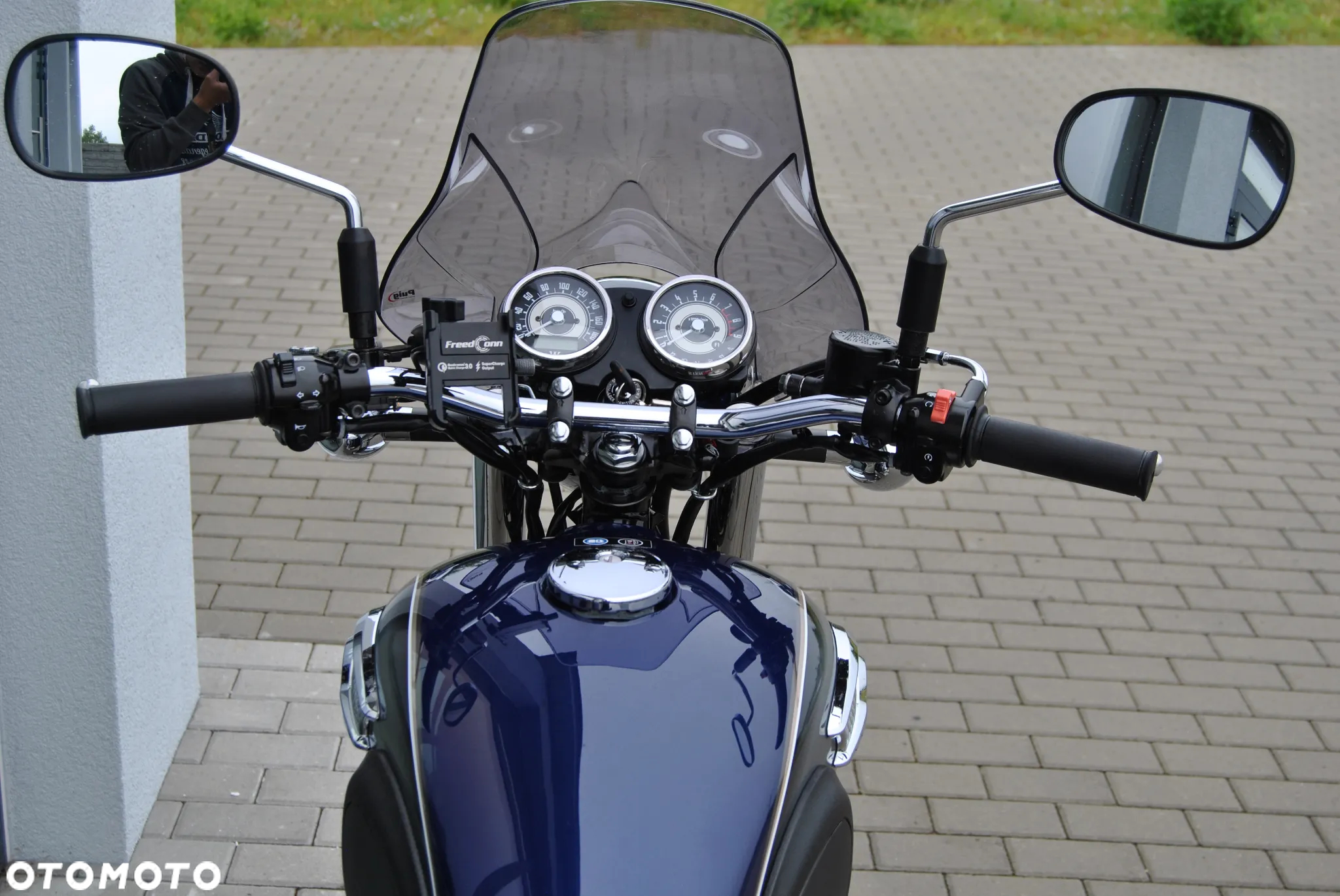 Kawasaki Inny - 8