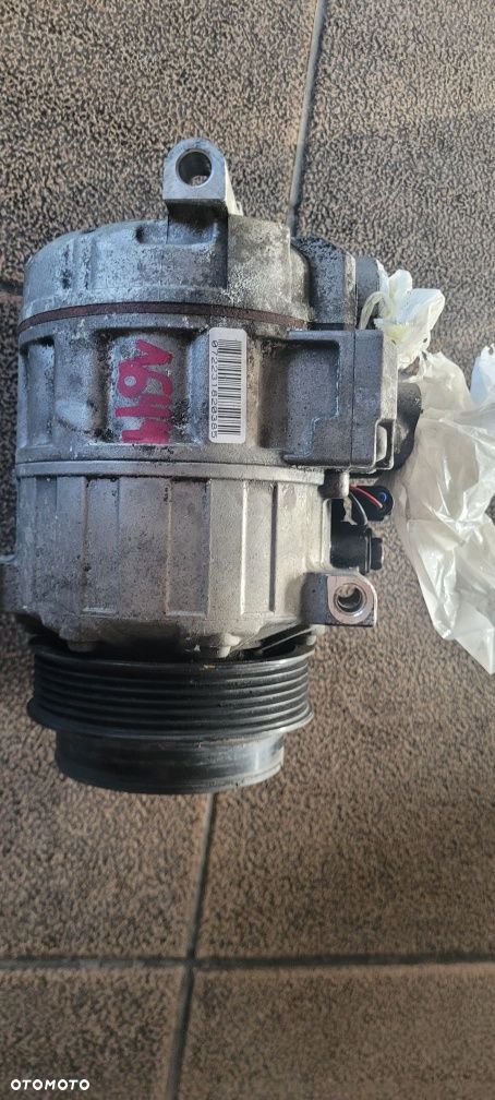 Kompresor klimatyzacji używany Mercedes  W212 om651 - 1
