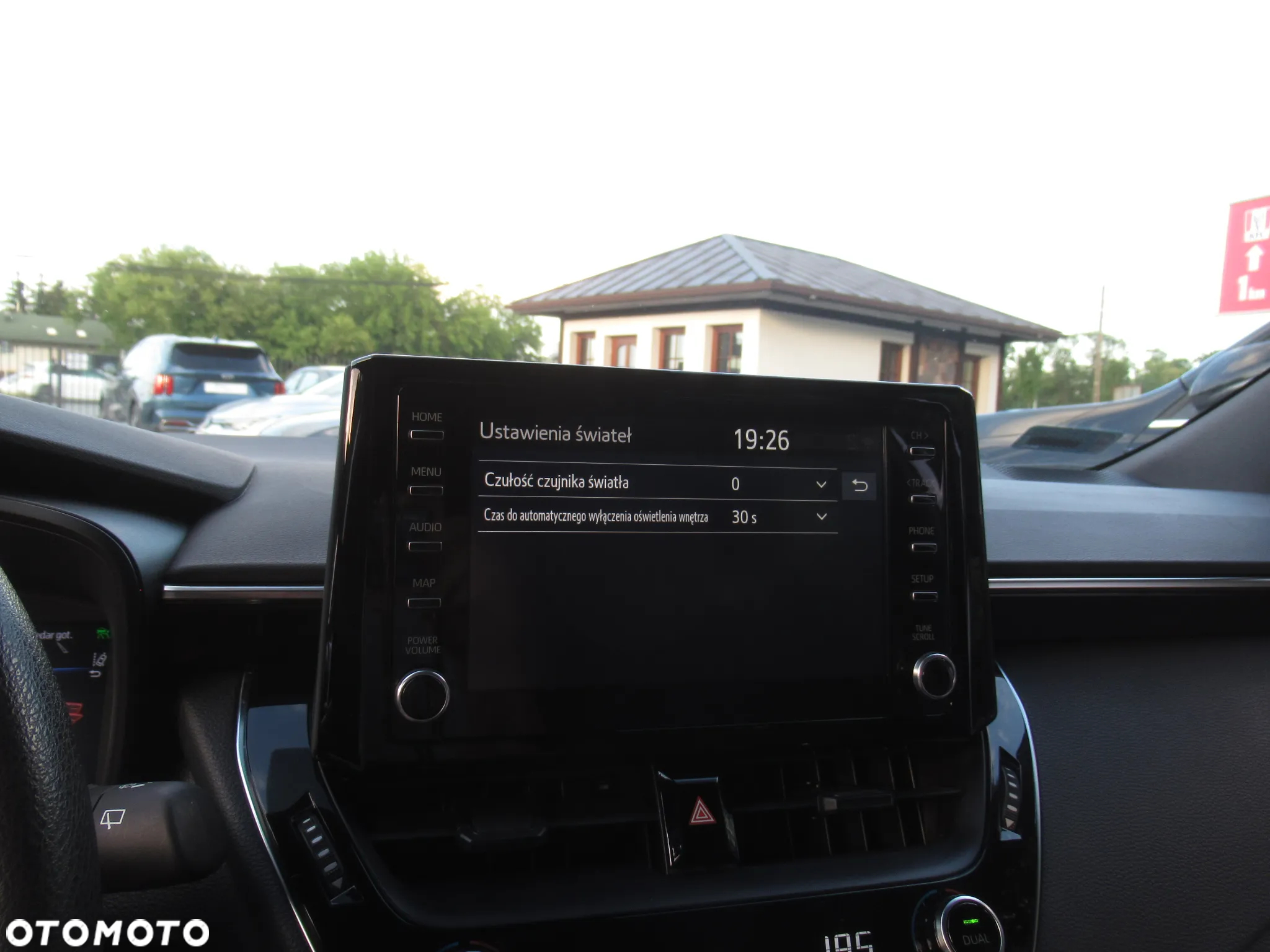 Toyota Corolla 1.8 Hybrid Active - 20