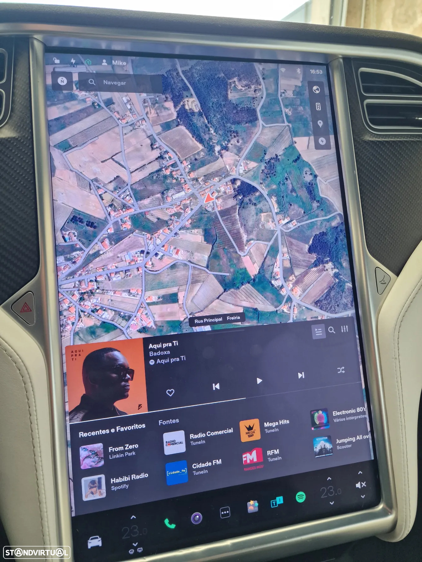 Tesla Model X P100D - 22