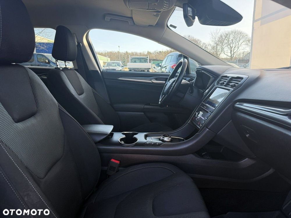 Ford Mondeo 2.0 EcoBlue Titanium - 33