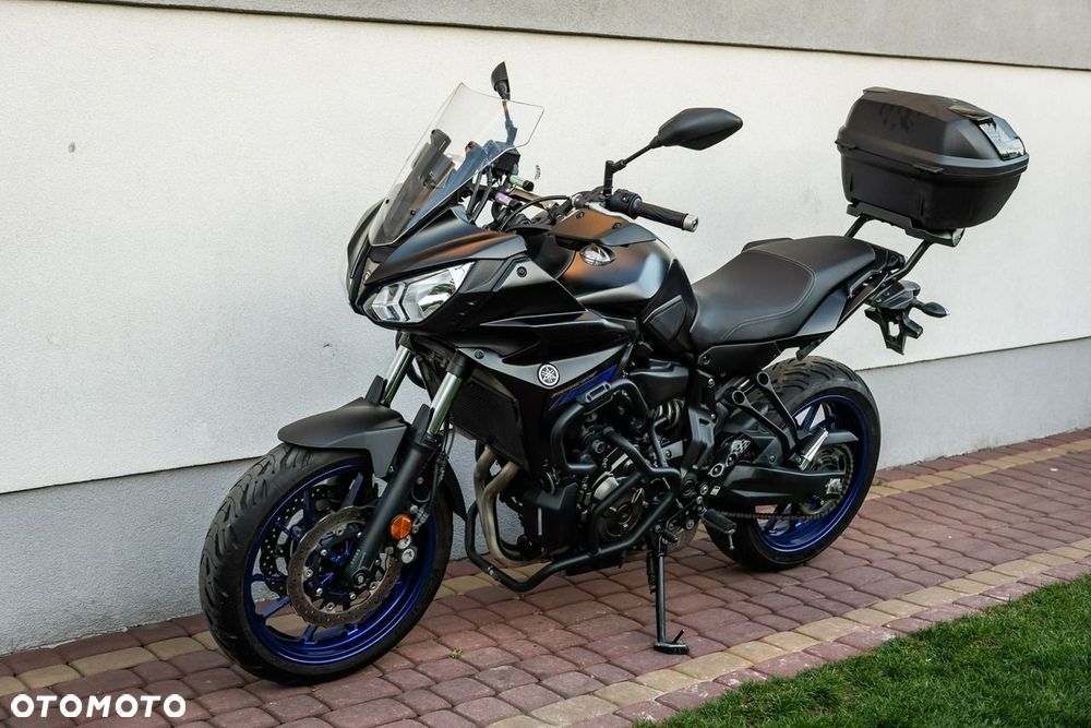 Yamaha MT - 6