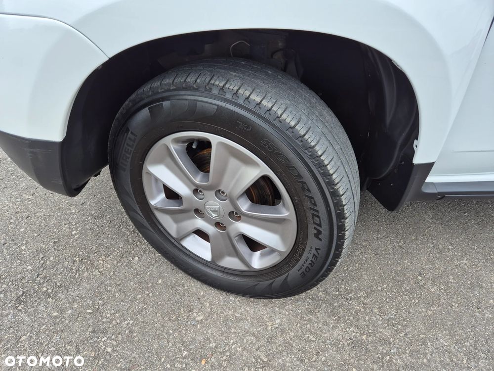 Dacia Duster SCe 115 4x2 Laureate - 34