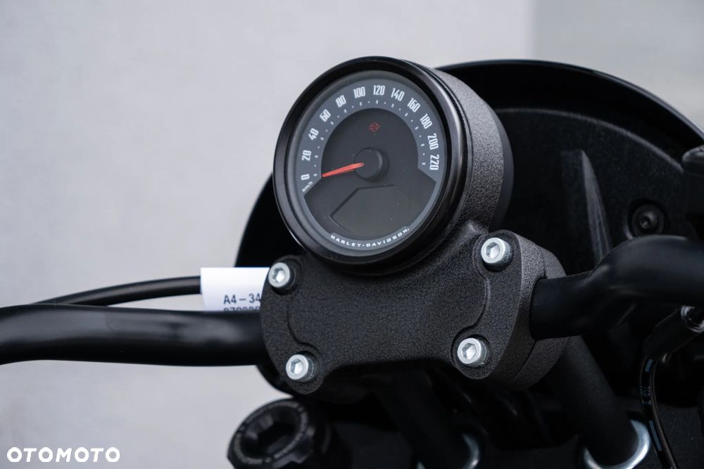 Harley-Davidson Softail Low Rider - 23